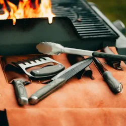 H�ws Santo BBQ Grillset med l�derfodral (6 delar)