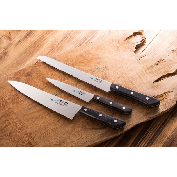 MAC Chef Knivset m. 3 knivar (Kockkniv, Universalkniv och Brdkniv)