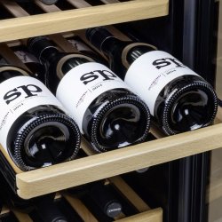 Caso WineComfort 24 Sort Vink�leskab (24 flasker)