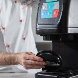 Taurus Rowzer Plus Frozen Food Processor (inkl. 2 behllare)